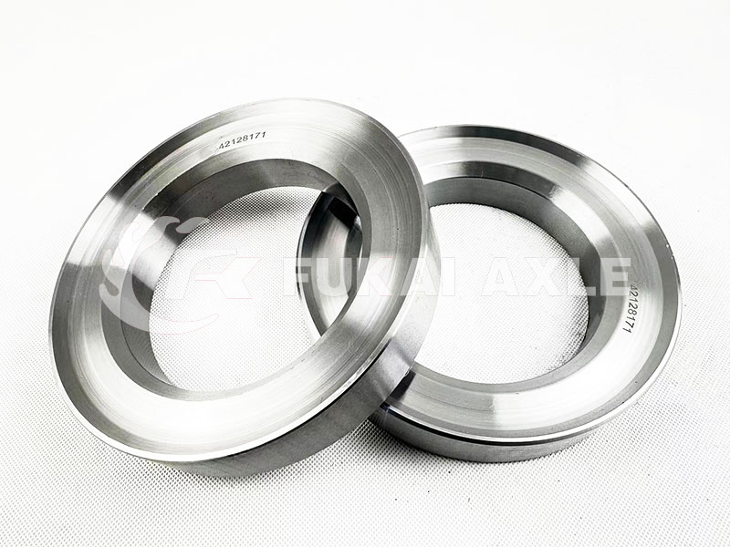 Седло сальника 