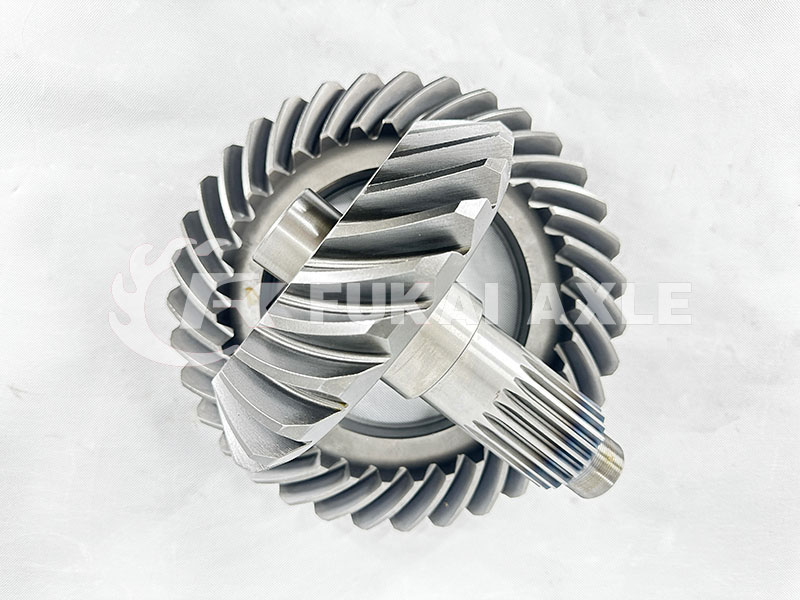 шестерня коронного колеса заднего моста